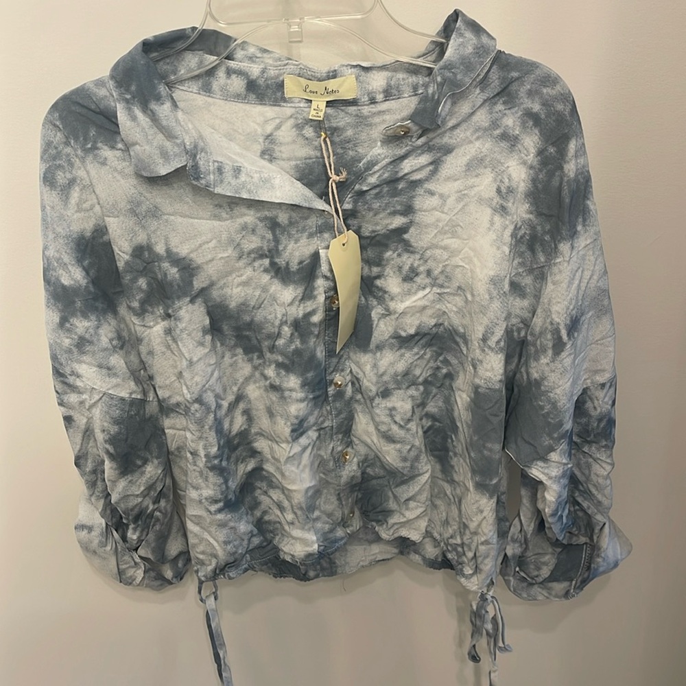 Women’s Sleeved Top